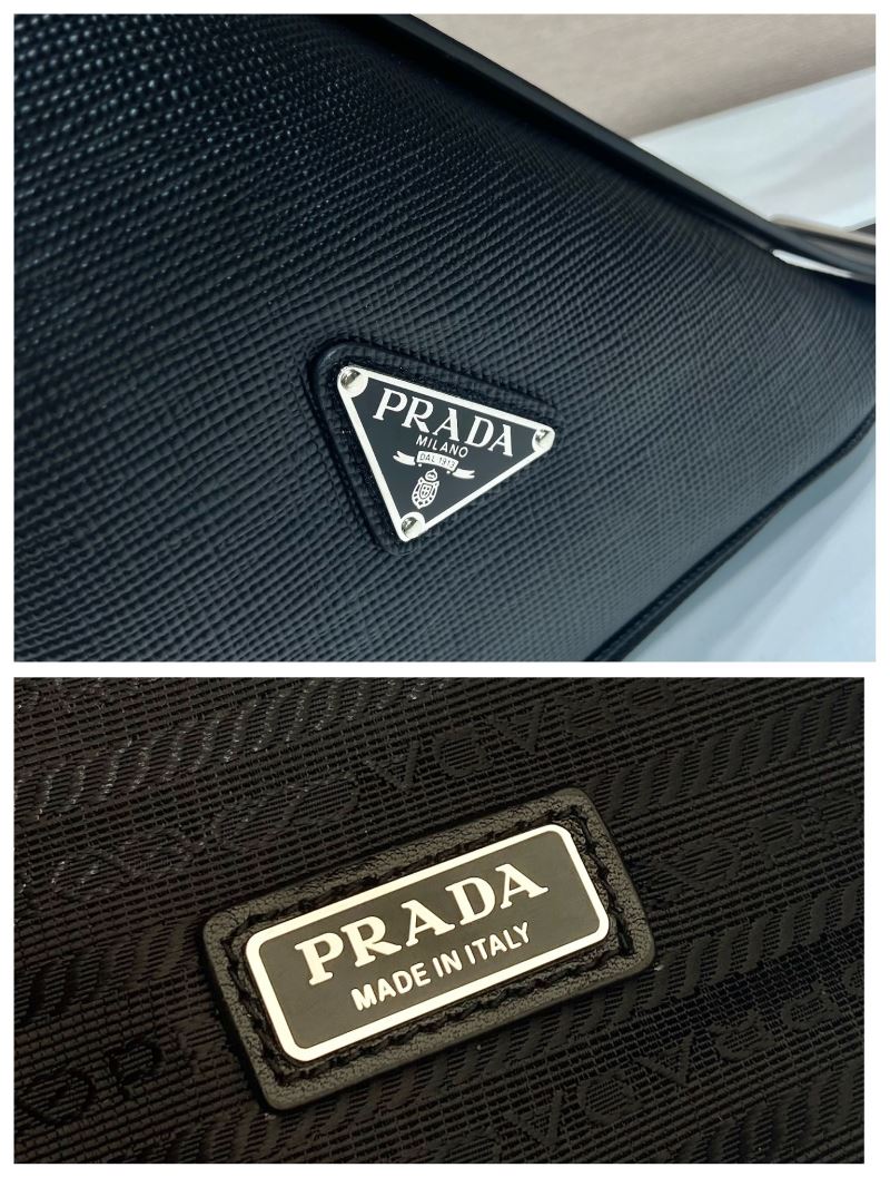 Pra*a triangle pouch